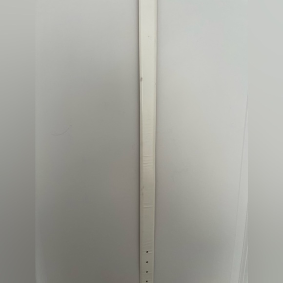 Calvin Klein Italian Calfskin Belt - Picture 3 of 6